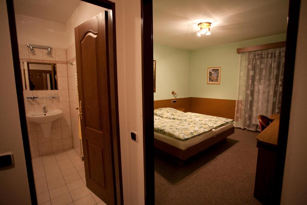 Hotel U Jiriho Гумполец Номер фото
